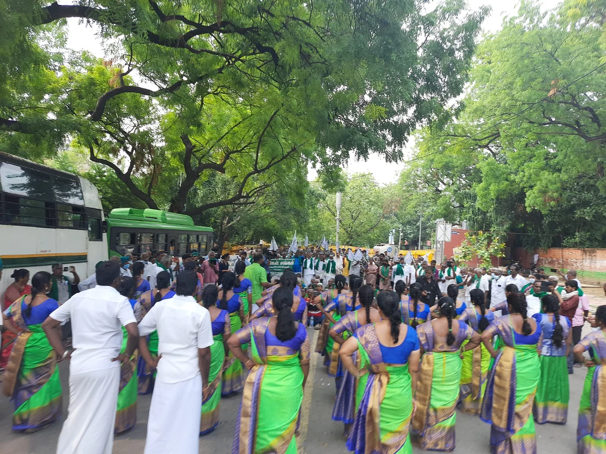 டெல்லியில் விழிப்புணர்வு