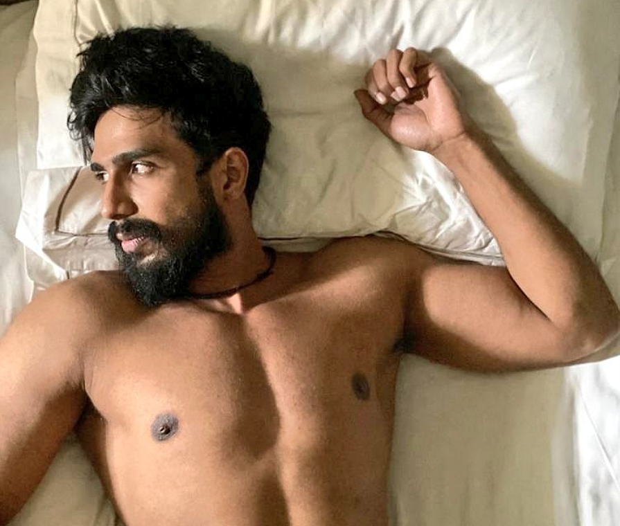 விஷ்ணு விஷால் | நிர்வாண போட்டோஷூட்