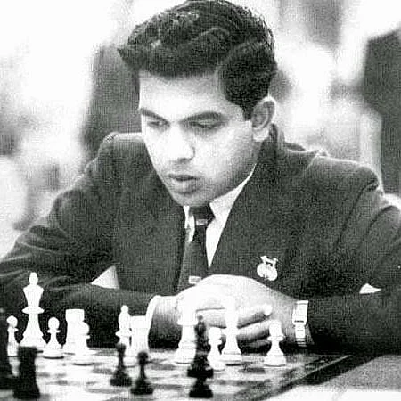 Manuel Aaron