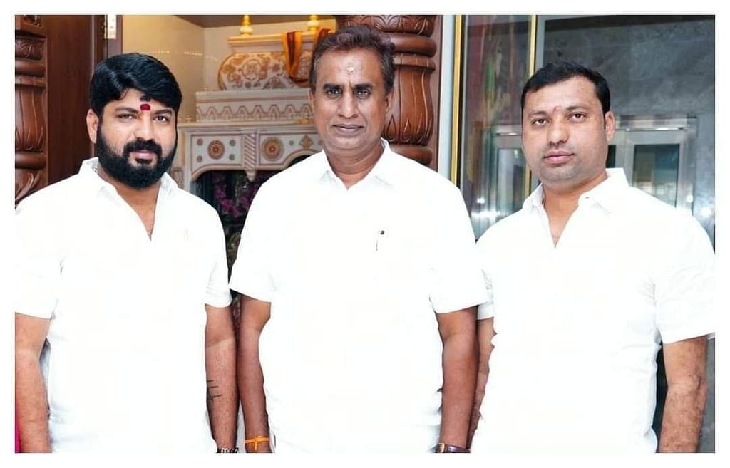 வேலுமணியுடன் செந்தில் பிரபு சந்திரசேகர்