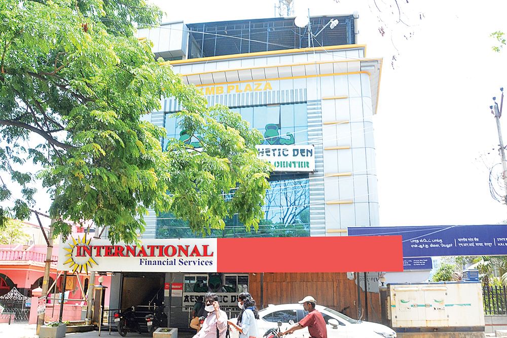 “கோடி கோடியாக சுருட்டுகிறார்கள்...” - நிதி நிறுவனத்தை நோக்கி நீளும் புகார்கள்...