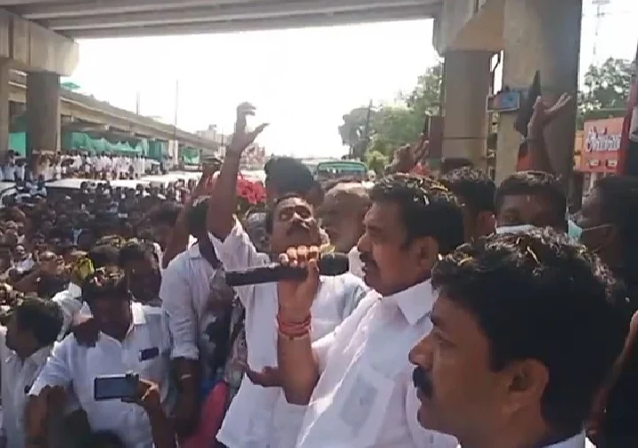 எடப்பாடி பழனிசாமி - திண்டிவனம்