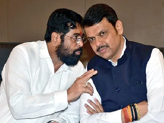 எம்.எல்.ஏ-க்கள் உறங்கிய பிறகு ஆட்சி கவிழ்ப்பு திட்டத்தை அரங்கேற்றிய ஏக்நாத் ஷிண்டே - பட்னாவிஸ்!