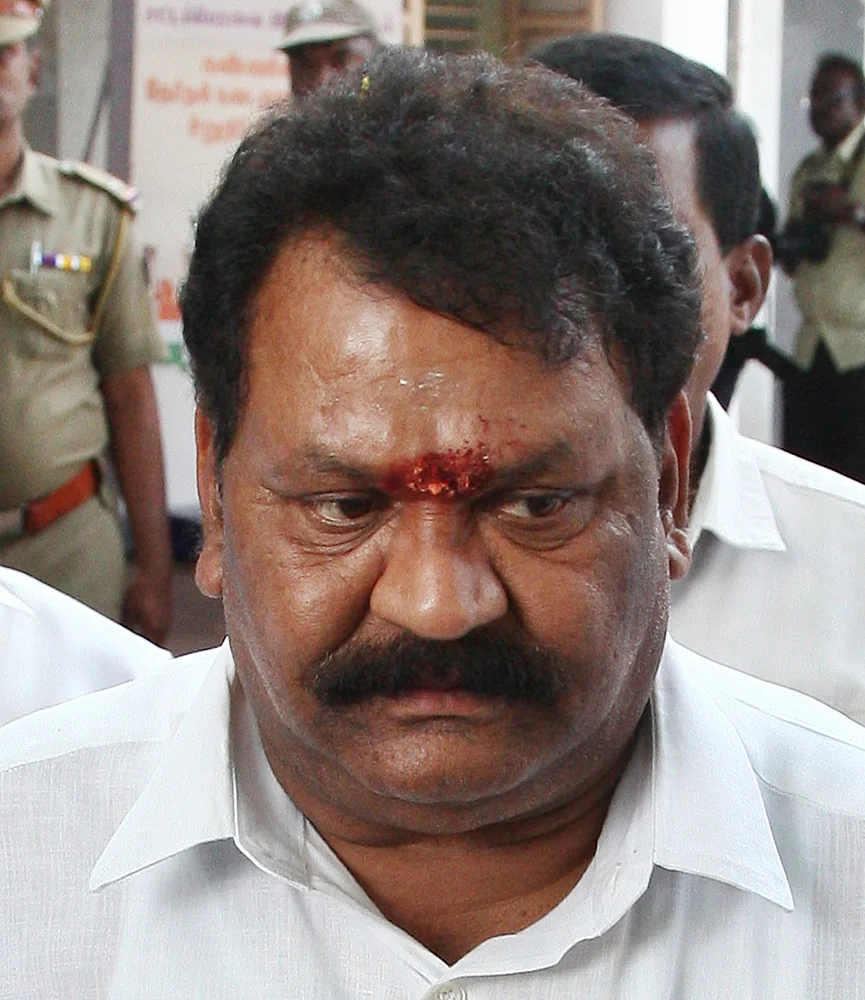 ஓம்சக்தி சேகர்