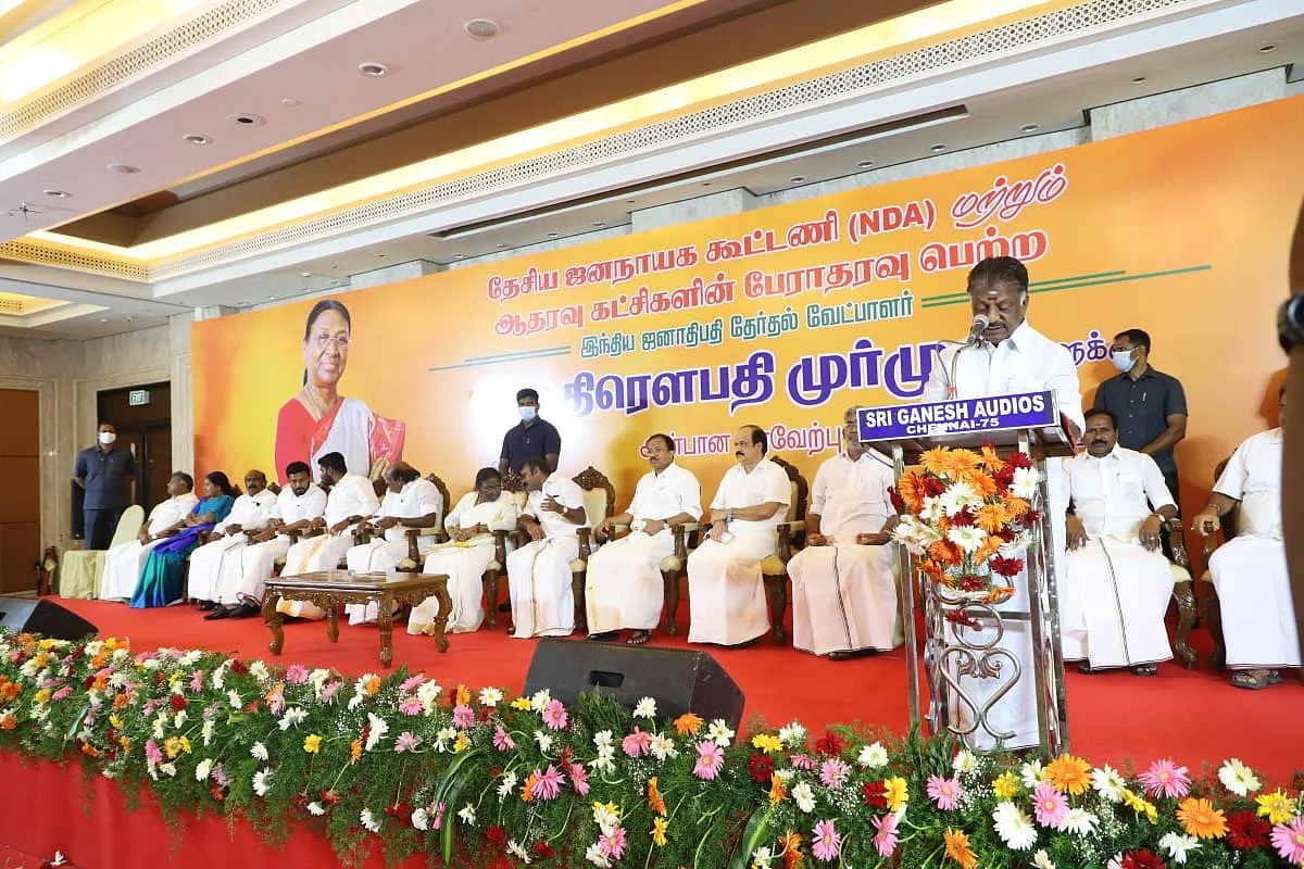 ``அதிமுக சட்ட விதிப்படி இன்றுவரை நான்தான் கட்சியின் ஒருங்கிணைப்பாளர்'- ஓ.பன்னீர்செல்வம்
