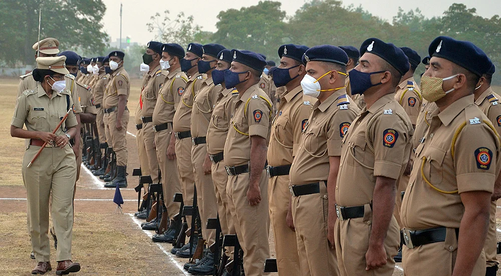 ஆறாம் வகுப்பில் ஆரம்பமான ஐ.பி.எஸ் ஆசை! - மகாராஷ்டிராவைக் கலக்கும் திருநெல்வேலி தமிழச்சி