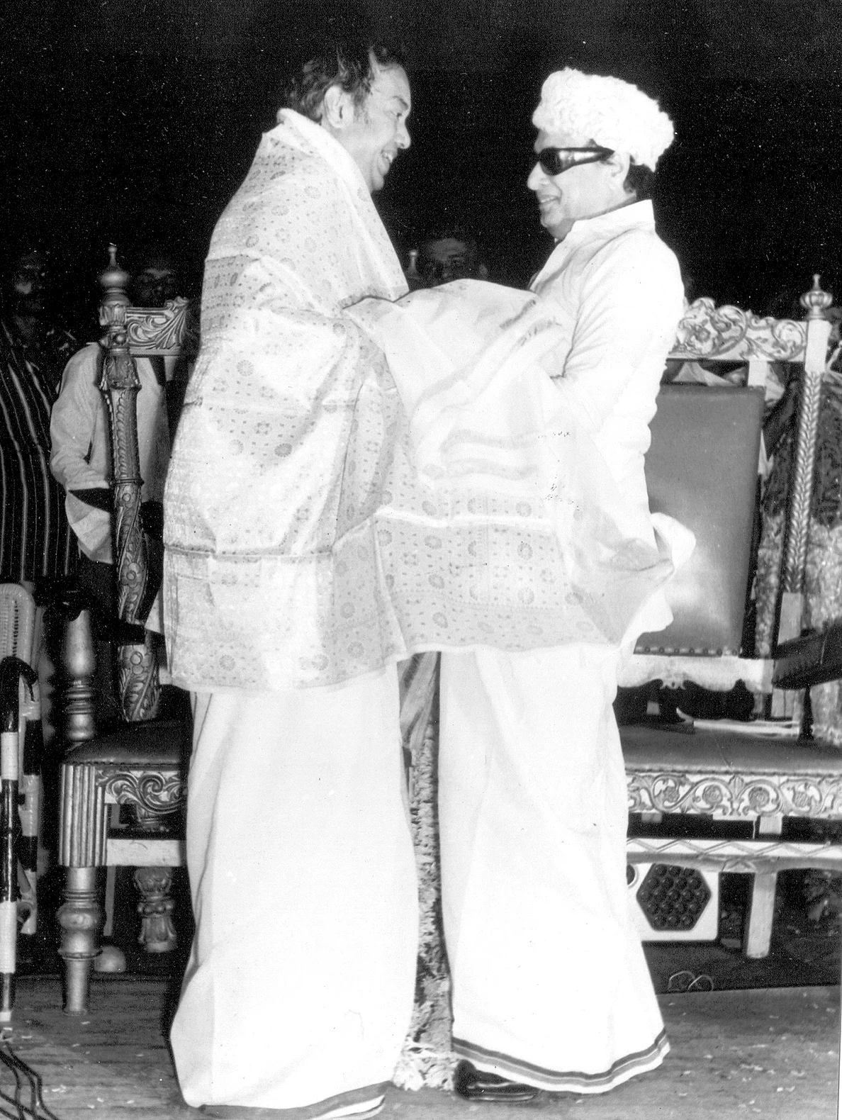 Naan Oru Rasigan - M.S.Viswanathan