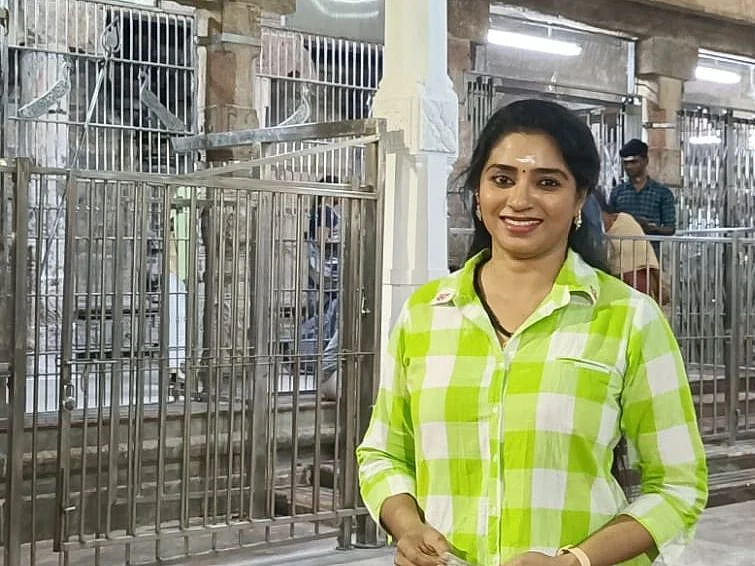 “7 நாள்கள் 7 கோயில்கள் தரிசனம்... பிறவிப்பயனை அடைந்த மகிழ்ச்சி” - பக்தியில் நெகிழும் நடிகை ஜீவிதா