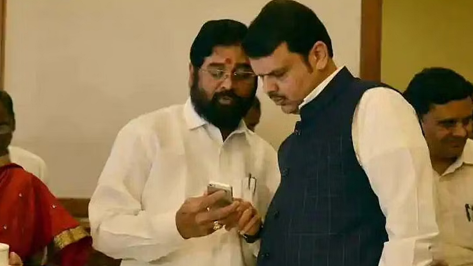 ஏக்நாத் ஷிண்டே, பட்நவிஸ்
