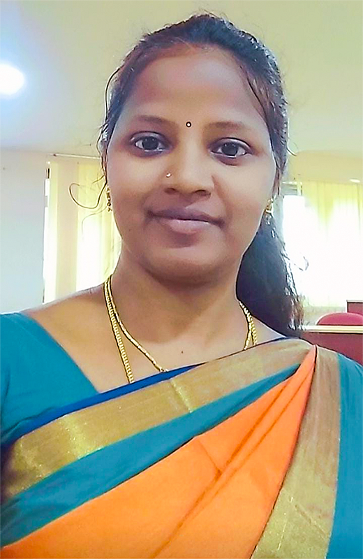 மகள் மகாலட்சுமி