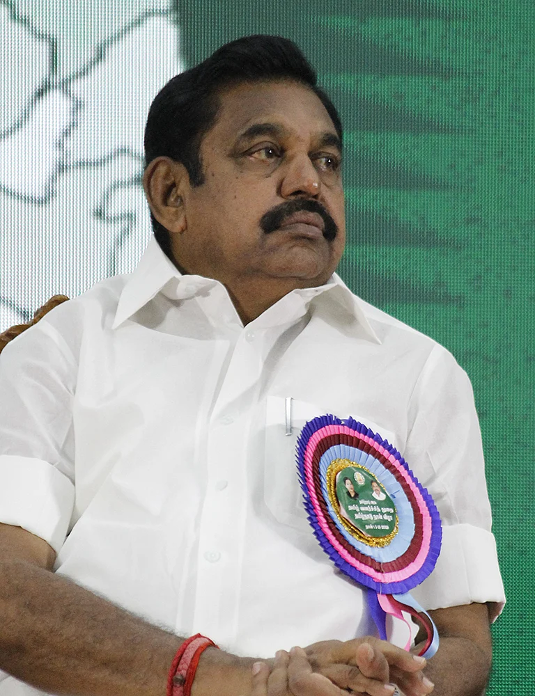 சட்டச் சிக்கல்கள்... பதவிப் பஞ்சாயத்து... டெல்லி கேம்... அல்லாடும் அ.தி.மு.க.!