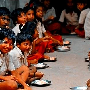 அரசுப் பள்ளிகளில் காலை உணவு ( மாதிரிப் படம்)