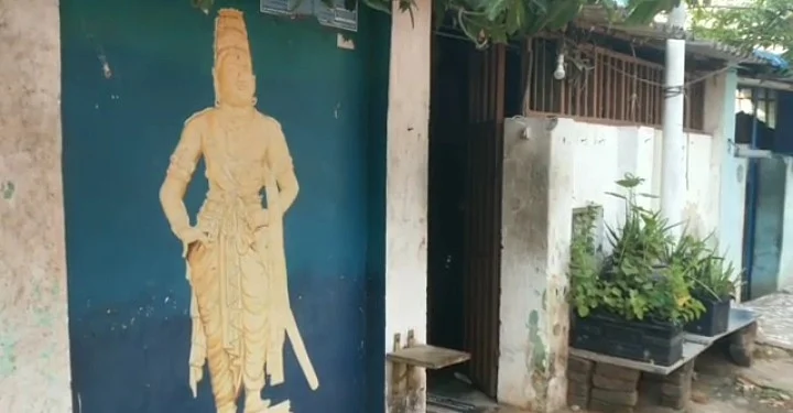 சிலைகள் பறிமுதல் செய்யப்பட்ட நிறுவனம்