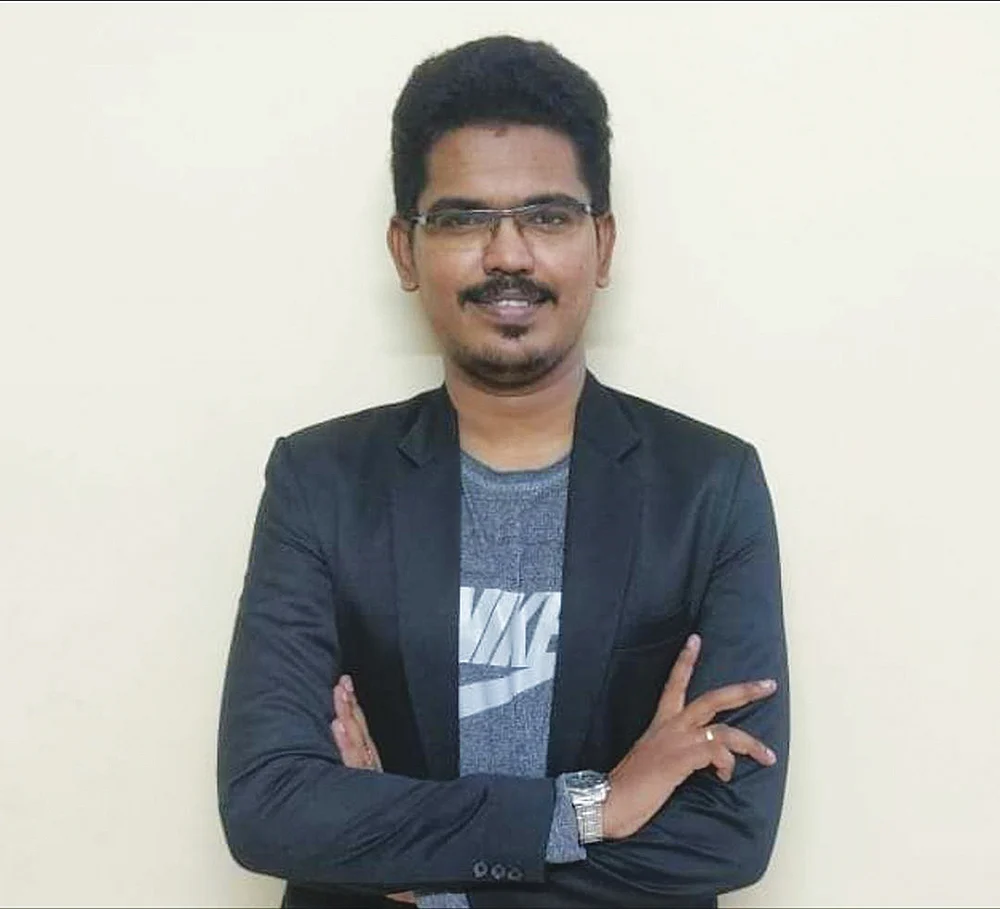 தங்கவேல்