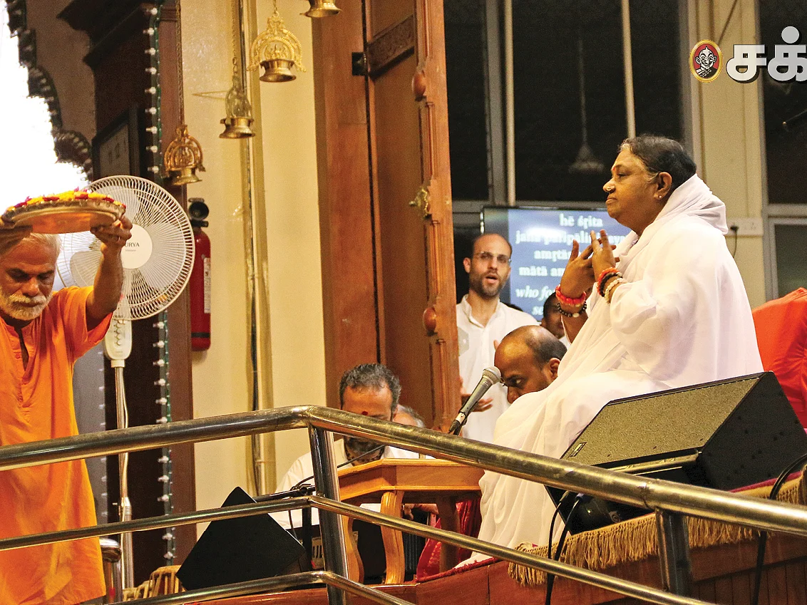 ஆறு மனமே ஆறு