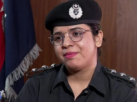 மனிஷா ரூபேட்டா: பாகிஸ்தானில் டி.எஸ்.பி ஆன முதல் இந்துப் பெண்; பின்னணி இதுதான்!