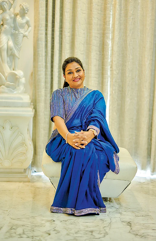 ஜெயலலிதாவின் எளிமை, ஸ்ரீதேவியின் வாழ்த்து, நயன்தாராவின் செலக்ஷன்...