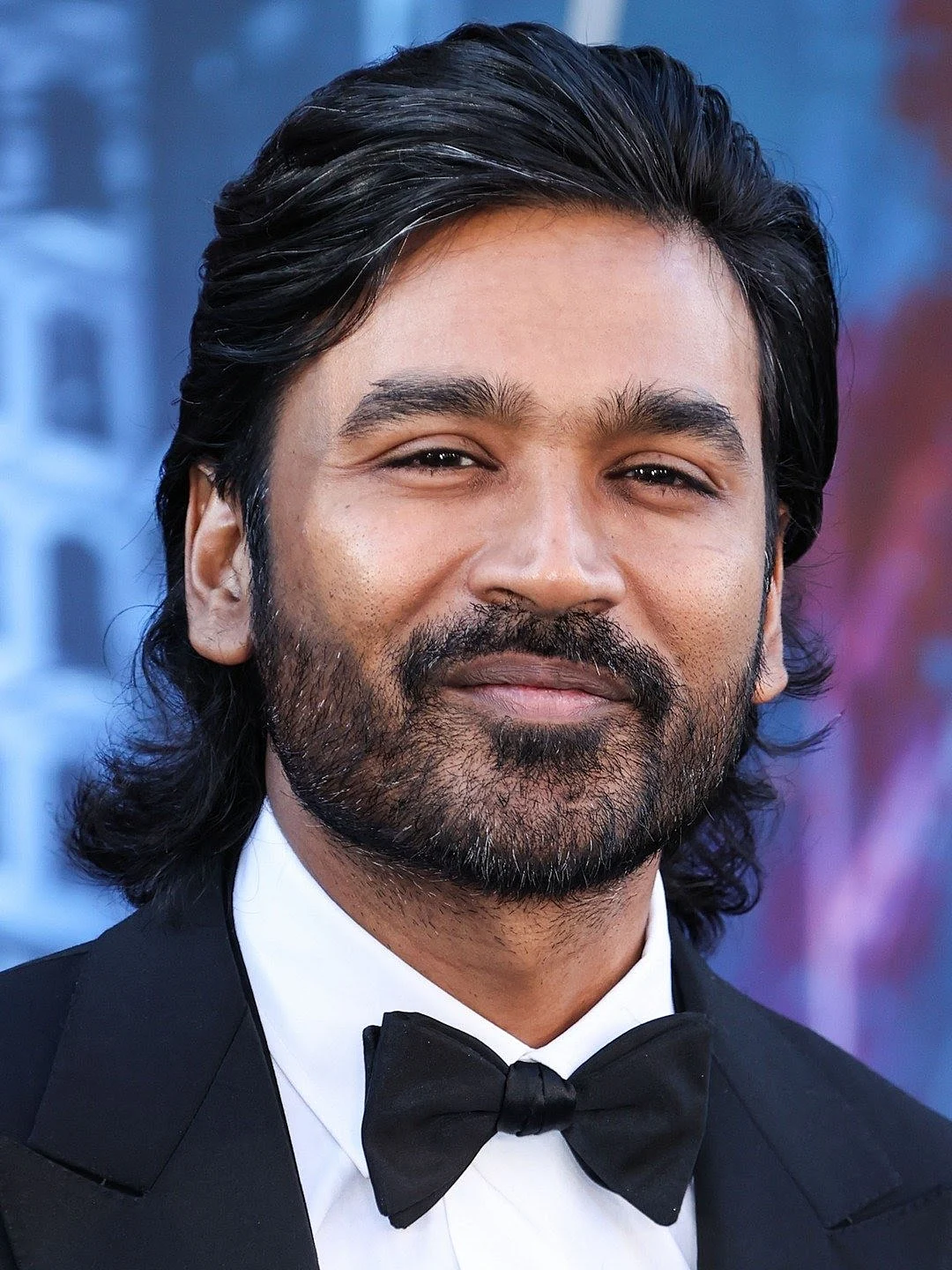 தனுஷ்