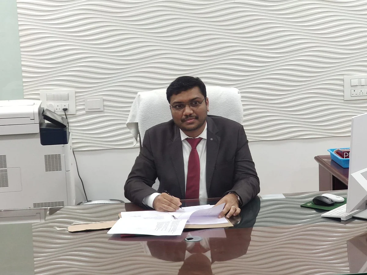 ``மாணவியின் உடலை வாங்கச் சொல்லி பெற்றோரிடம் பேசிவருகிறோம்” - கள்ளக்குறிச்சி புதிய ஆட்சியர்