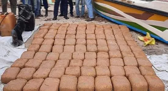 இலங்கைக்குக் கடத்திச் செல்லப்பட்ட கேரள கஞ்சா