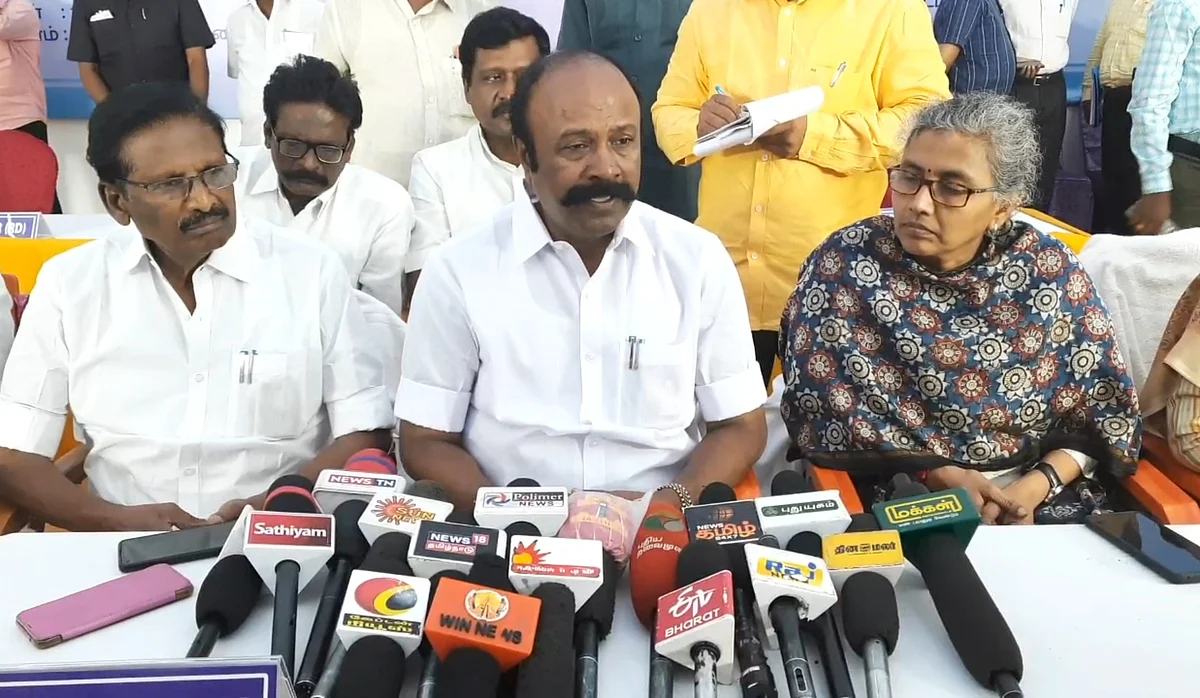 அமைச்சர் பெரியகருப்பன்