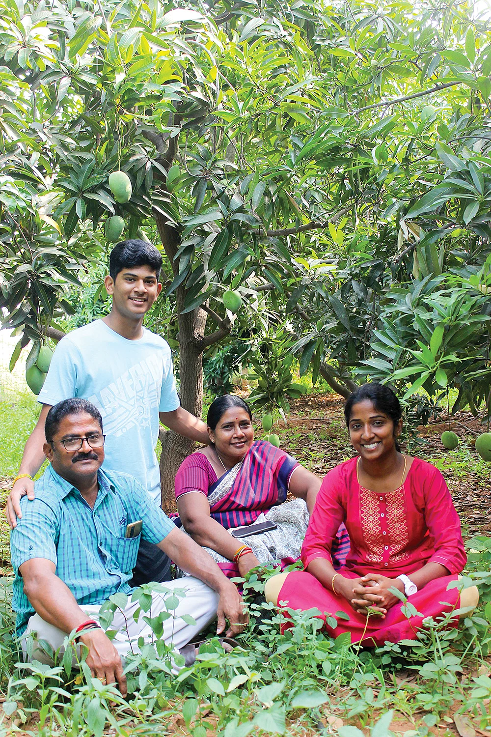 குடும்பத்தினருடன் துரைசாமி