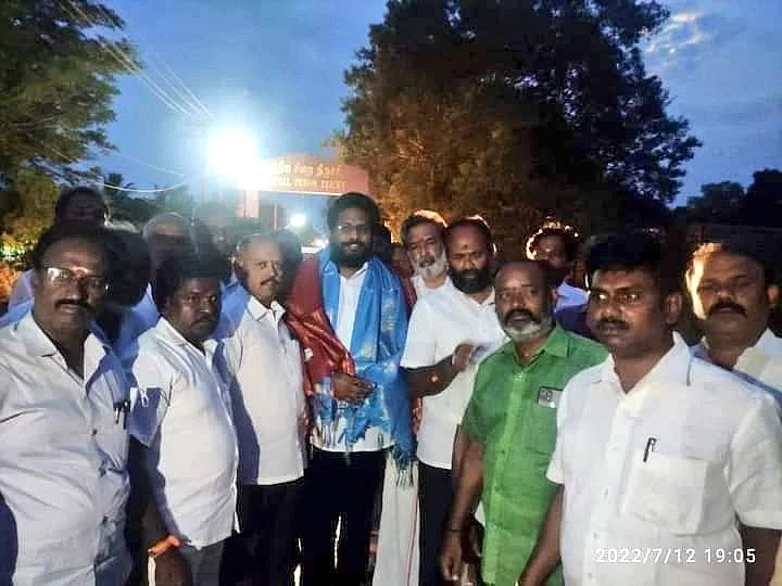 சிறைக்கு வெளியே சூர்யா சிவாவுக்கு வரவேற்பளித்த பா.ஜ.க-வினர்