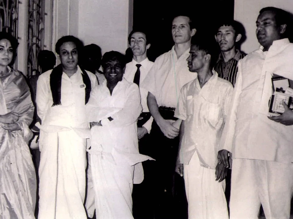 Naan Oru Rasigan - M.S.Viswanathan