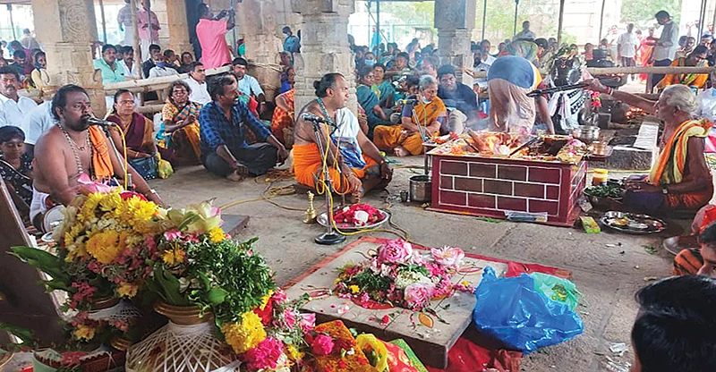 ஈசன் சந்நிதியில் பூஜித்துத் தரப்படும் செங்கல்!