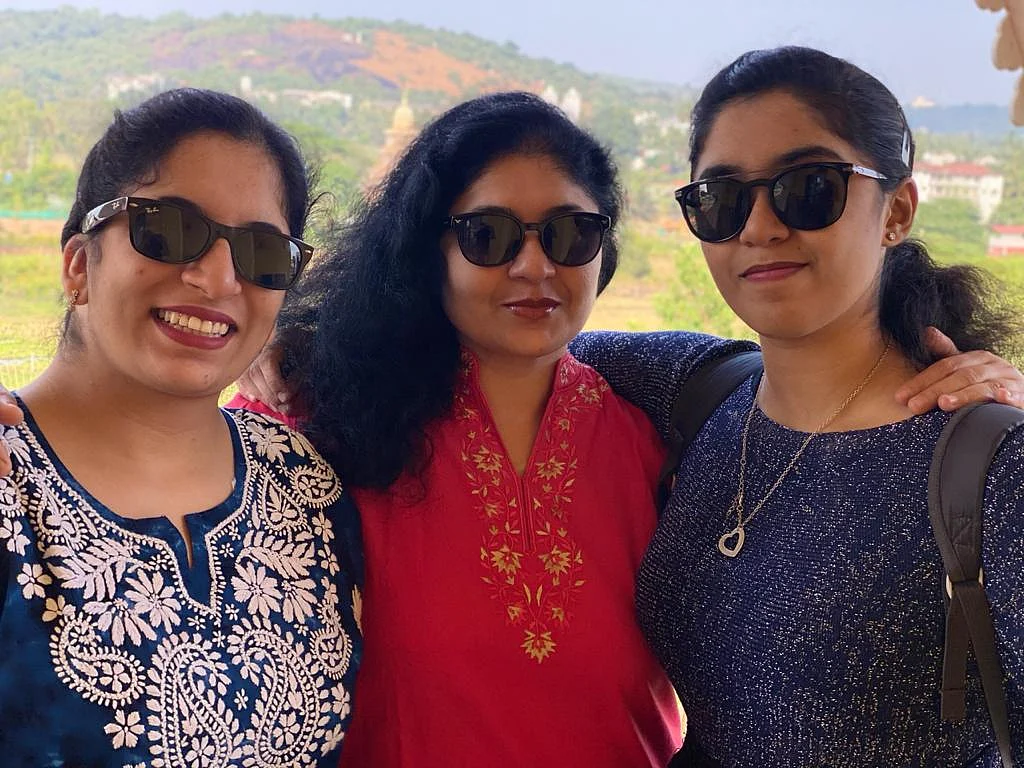 "என் அழுகாச்சி நடிப்பைப் பார்த்தா எனக்கே சிரிப்பா இருக்கு!" - நடிகை வைஷ்ணவி ஷேரிங்ஸ்