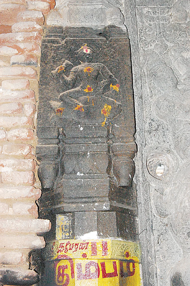 கும்ப ராசிக்கான குபேரர்