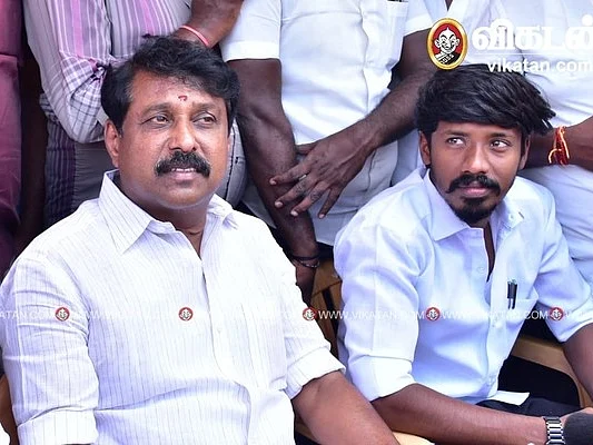 ``தலைமை யாராக இருந்தாலும் அதிமுக ஒன்றாக இருக்க வேண்டும்” - சொல்கிறார் நயினார் நாகேந்திரன்