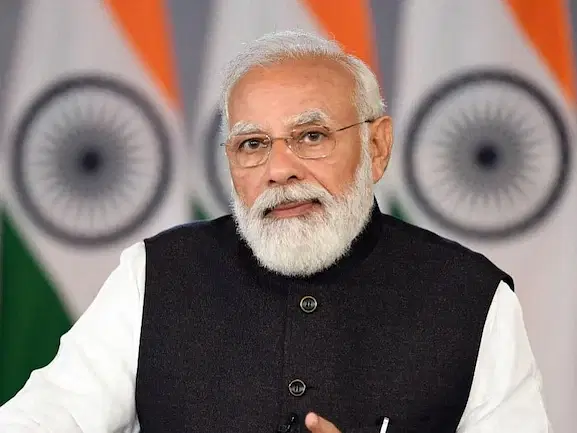``இந்திய தேசியக் கொடி, பிற நாட்டவருக்கும் பாதுகாப்புக் கவசம்" - மோடி சொன்ன உதாரணம்