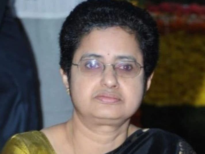 ஆந்திர முன்னாள் முதல்வர் என்.டி.ஆர் மகள் தூக்கிட்டுத் தற்கொலை! - போலீஸ் தீவிர விசாரணை 