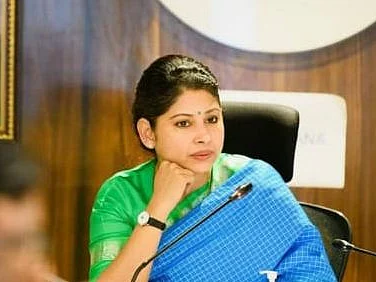 ``ஒரு பெண்ணாக, அரசு ஊழியராக நம்பிக்கையின்றி அமர்ந்திருந்தேன்'': பில்கிஸ் பானோ வழக்கு!