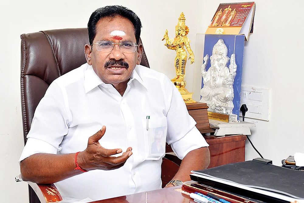 “பா.ஜ.க-வின் ‘சவுண்டு’க்கெல்லாம் பதில் சொல்லவேண்டிய அவசியமில்லை! - செல்லூர் ராஜூ ஓப்பன் டாக்