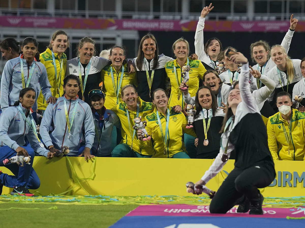 CWG 2022: கை நழுவிய கிரிக்கெட் தங்கம்; ஆஸி. ஜெயித்தது எப்படி, இந்தியா தவறவிட்டது எங்கே?
