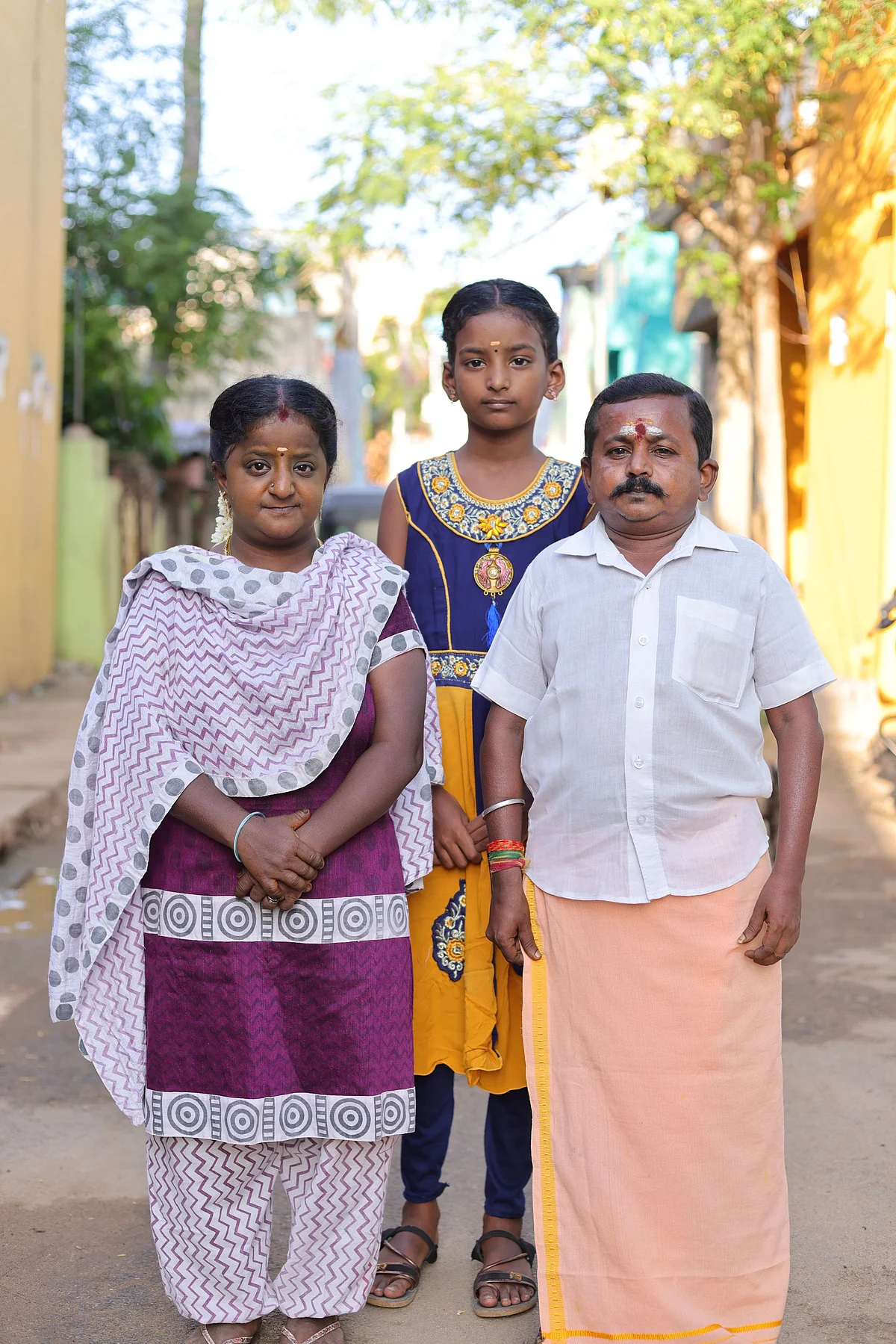 குடும்பத்தினருடன் கோபிநாத்