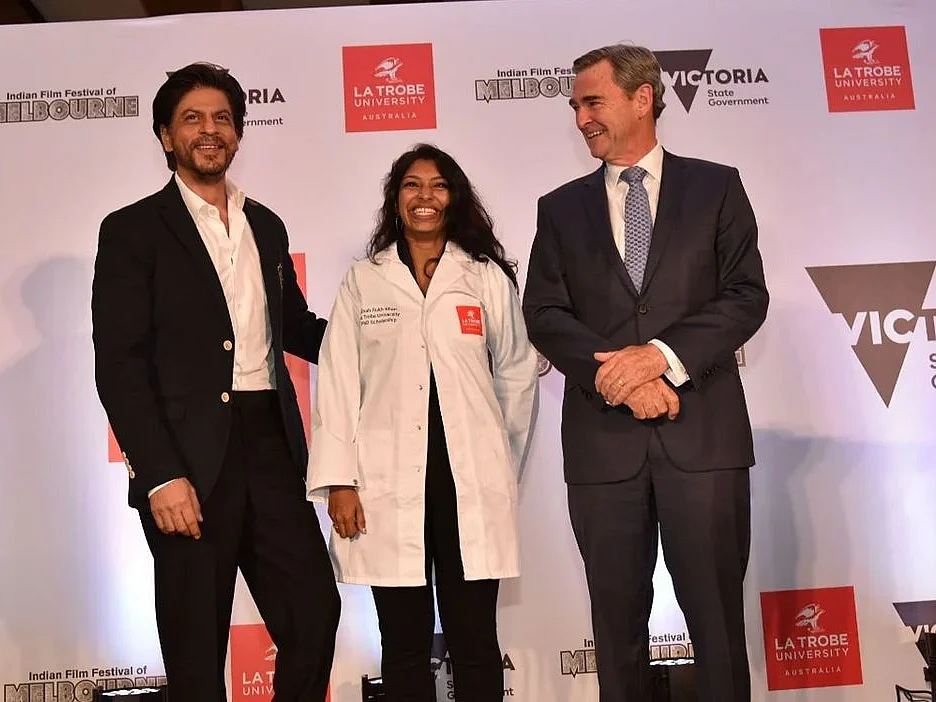 ஷாருக்கான் பெயரில் ஸ்காலர்ஷிப் - ஆஸ்திரேலியா பல்கலைக்கழகத்தில் படிக்க இந்திய மாணவிகளுக்கு அழைப்பு!