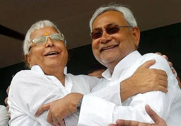 லாலுவுடன் நிதிஷ் குமார்
