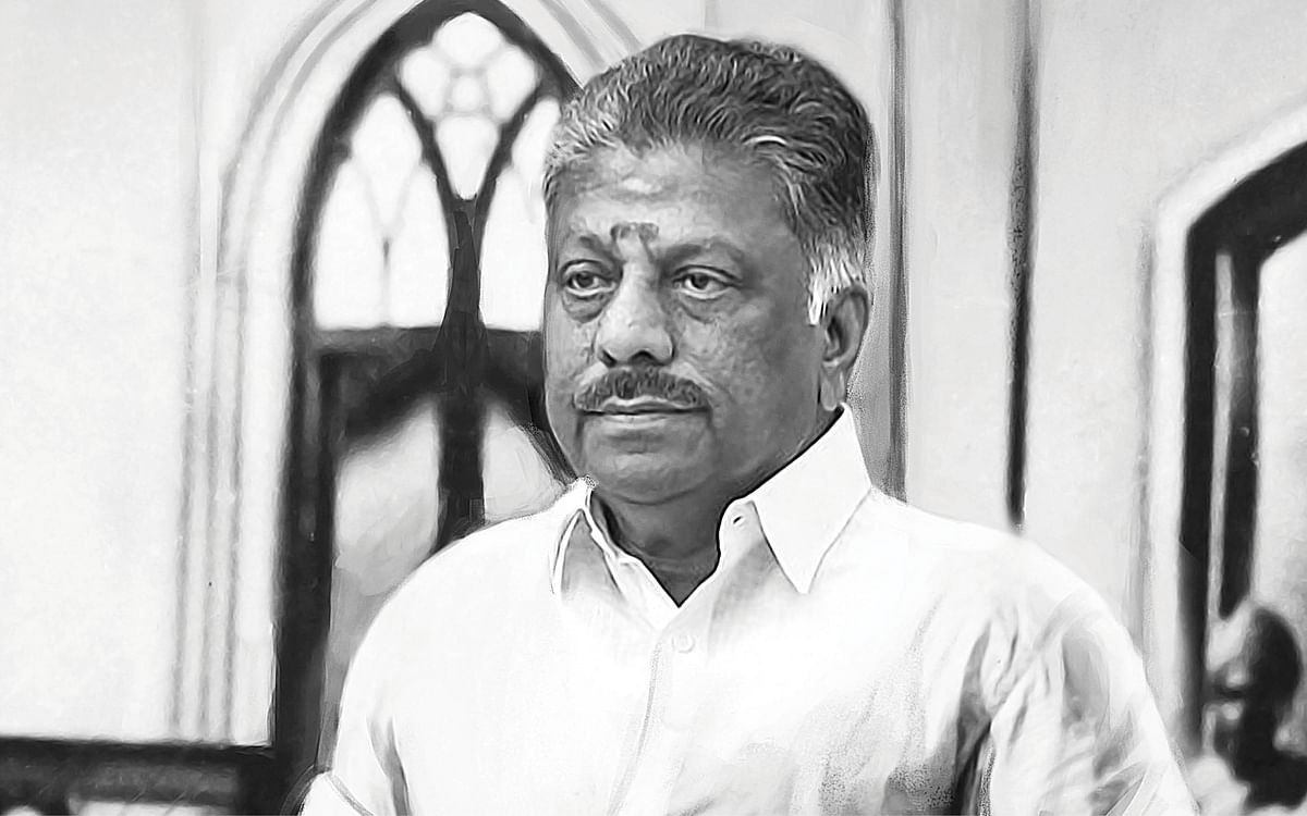 ``டிடிவி-யுடன் சமாதானம் செய்து வையுங்கள்...” - தேனியில் உருகிய ஓ.பி.எஸ்​​
