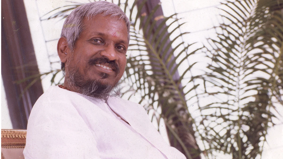 Rajavin Parvaiyil - Ilaiyaraaja