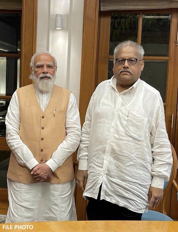 பங்குச்சந்தை முதலீட்டாளர், ஆகாஷ் ஏர்லைன்ஸ் உரிமையாளர் ராகேஷ் ஜுன்ஜுன்வாலா மறைந்தார்..!