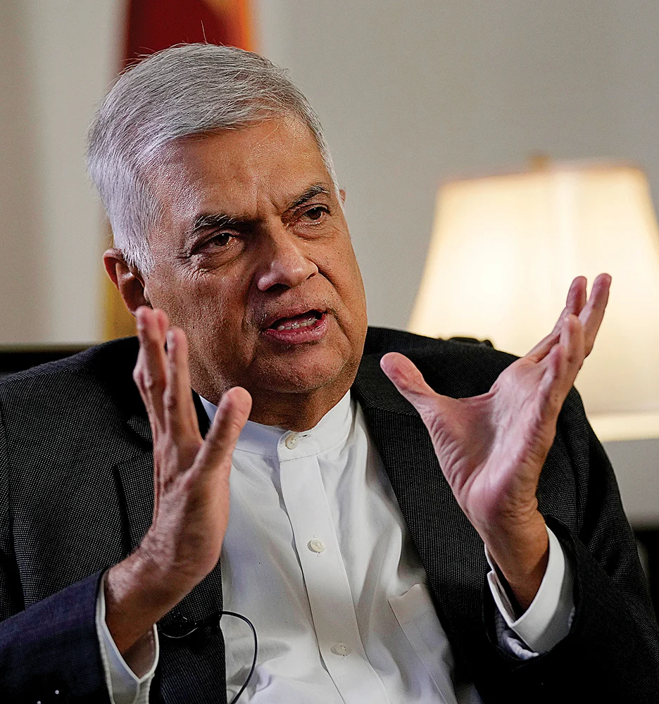 இலங்கையில் சீன உளவுக் கப்பல்! - தமிழ்நாடு, கேரளா, ஆந்திராவுக்கு அச்சுறுத்தலா?