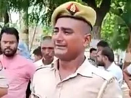 உ.பி: உணவின் தரம் குறித்து வீடியோ வெளியிட்ட காவலருக்கு கட்டாய பணி விடுப்பு?!