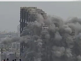 Noida Twin Towers: 3,700 கிலோ வெடி மருந்து; 9,000 துளைகள்- 9 நொடிகளில் தரைமட்டமான 40 மாடிகள்!
