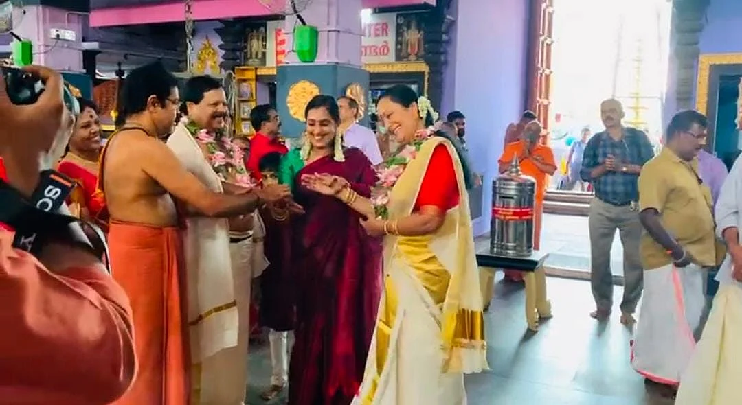 தாய்க்கு மறுமணம்