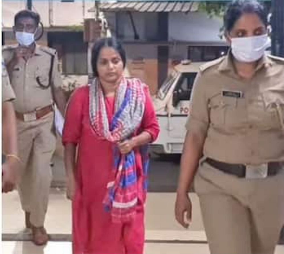 தாயைக் கொலை செய்ததாகக் கைதுசெய்யப்பட்ட இந்துலேகா