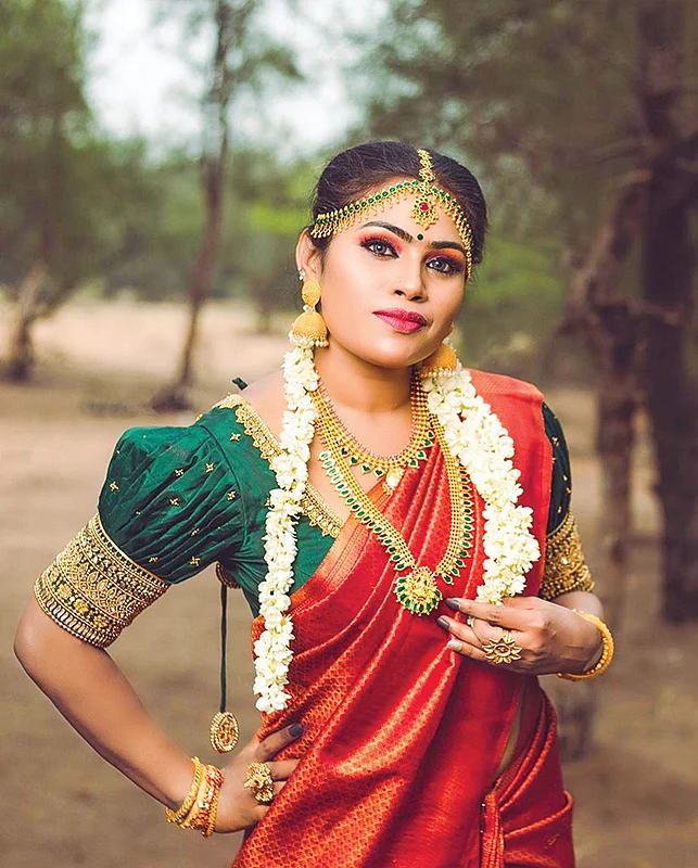 திவ்யா கிருஷ்ணன்