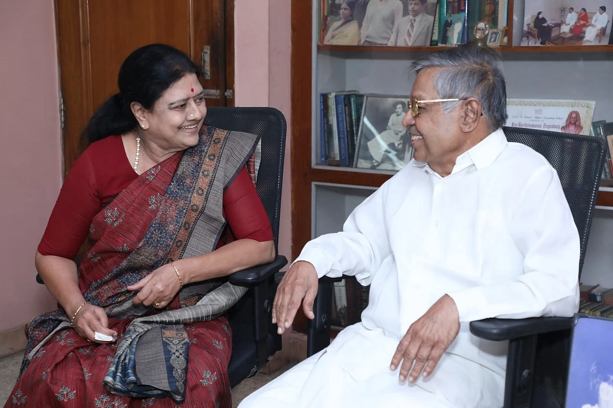 மிஸ்டர் கழுகு: மீண்டும் பொதுக்குழு வழக்கு... அ.தி.மு.க-வில் திக்... திக்... திக்..!